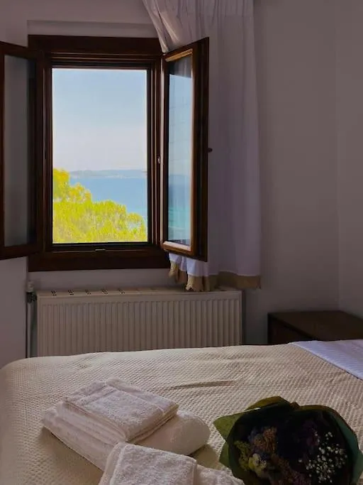 A Fringe Of Blue Apartment Ouranoupoli
